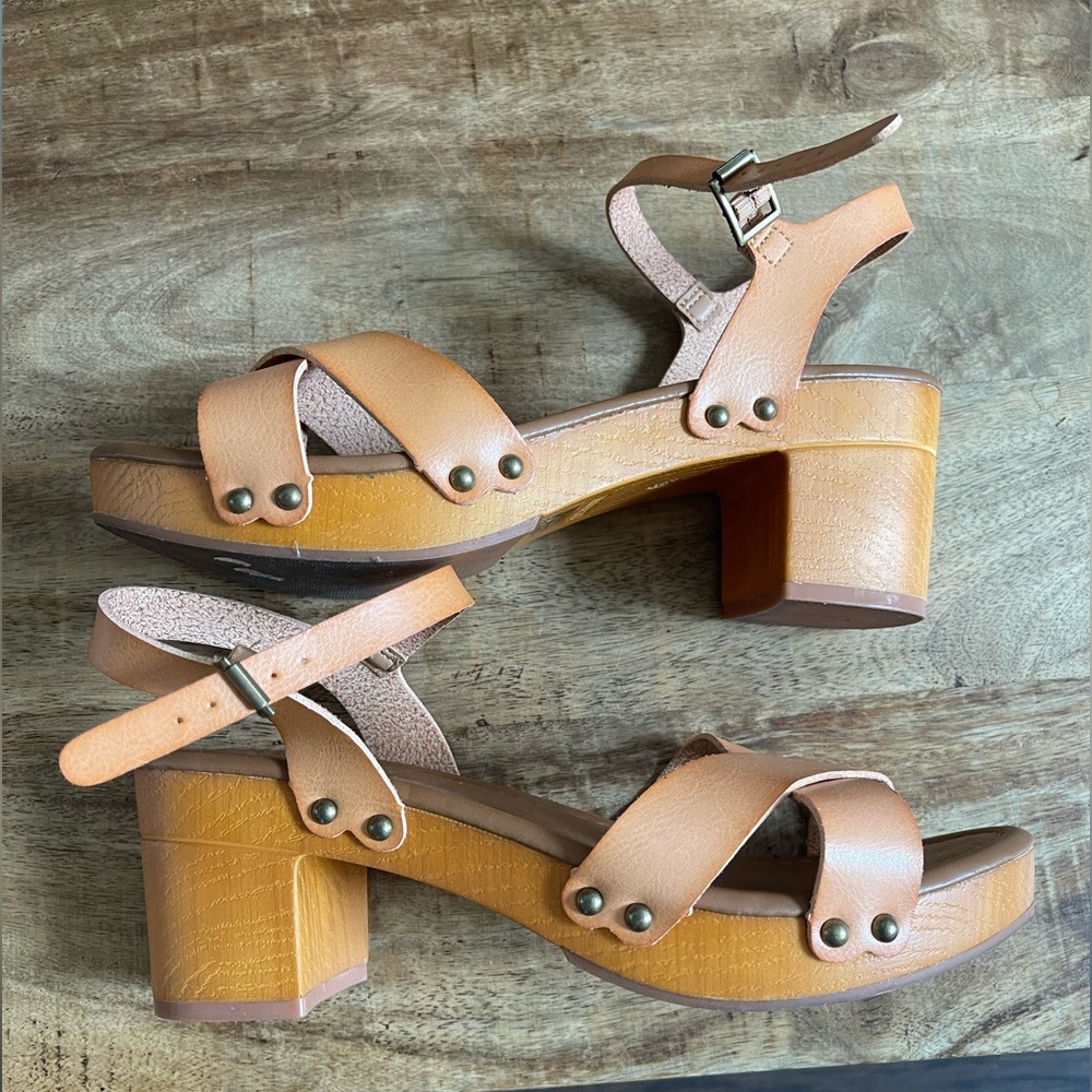 Cushionaire heels